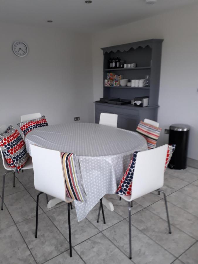 Foxholes Accommodation Felton  Екстер'єр фото
